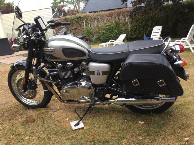 Photo TRIUMPH BONNEVILLE