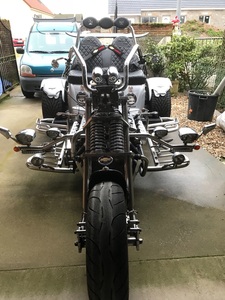 TRIKE V 8 CHEVROLET 5-7