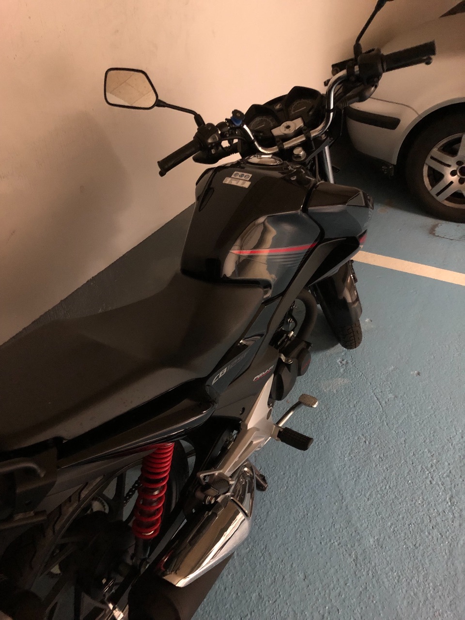 Photo HONDA GLR 1251 WH