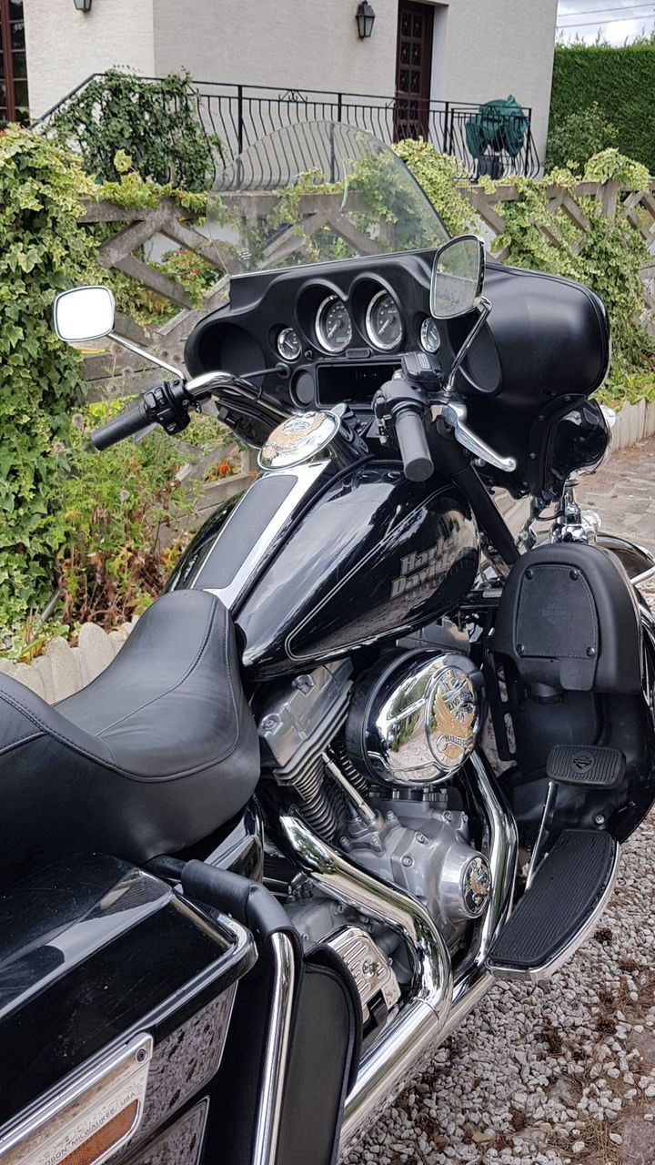 Photo HARLEY DAVIDSON FLH