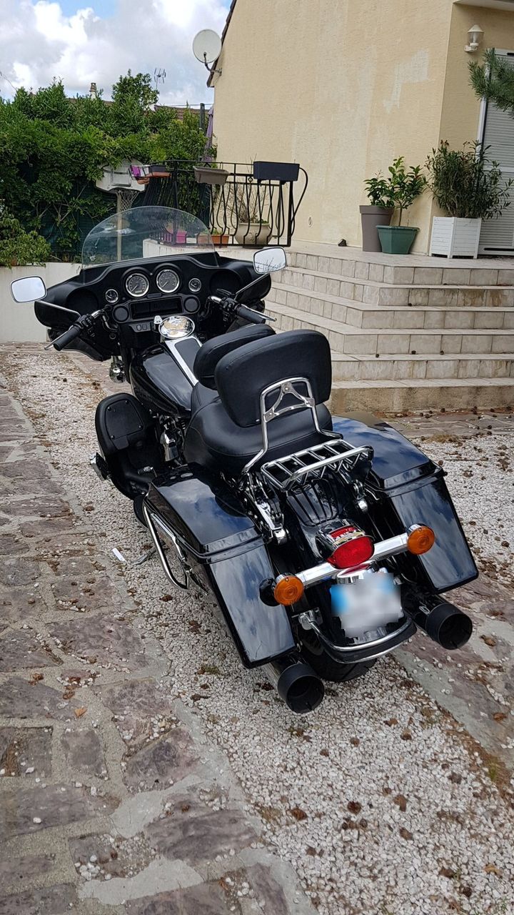 Photo HARLEY DAVIDSON FLH