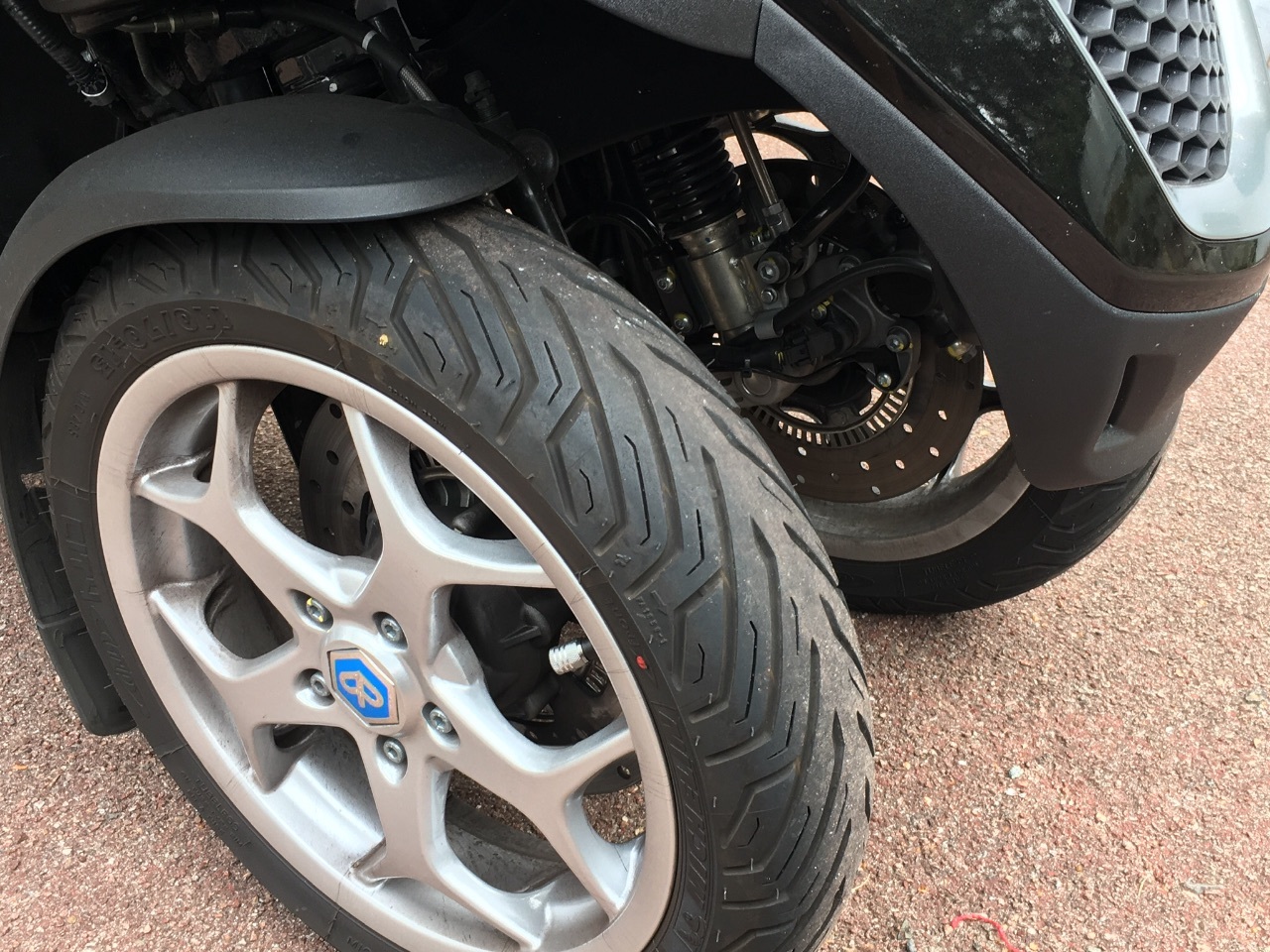 Photo PIAGGIO MP3 500 LT