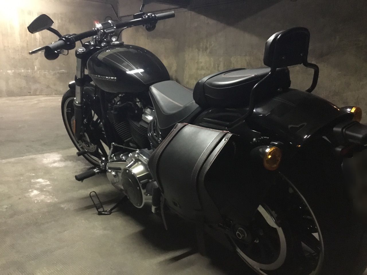 Photo HARLEY DAVIDSON FXBRS