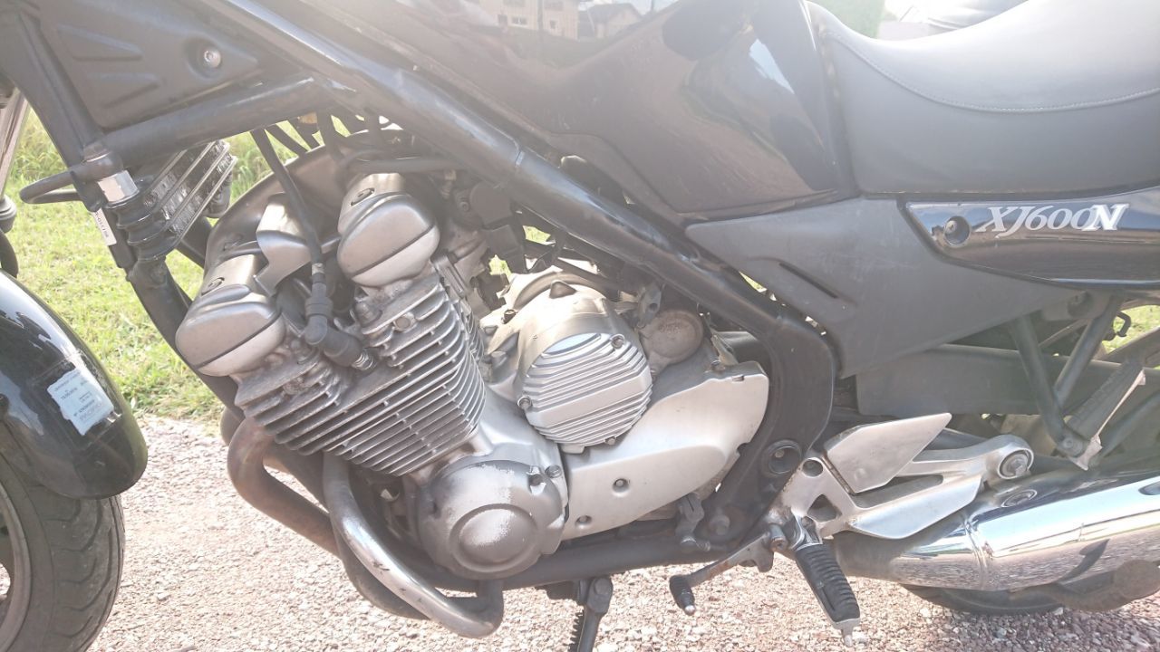 Photo YAMAHA XJ 600 N