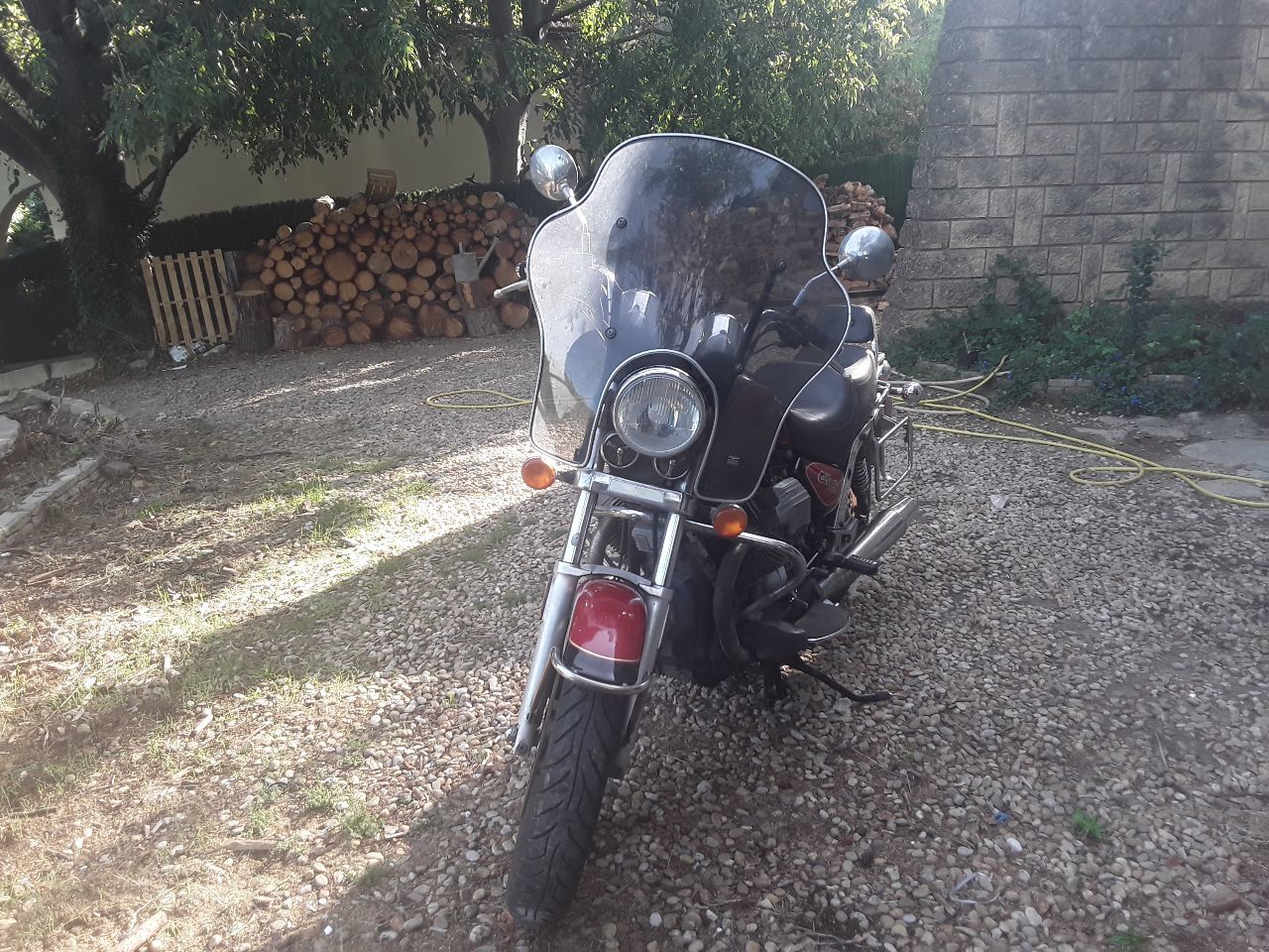 Photo MOTO GUZZI CALIFORNIA