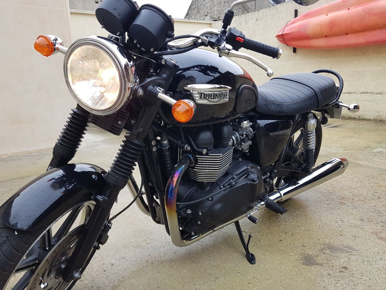 Photo TRIUMPH BONNEVILLE 865