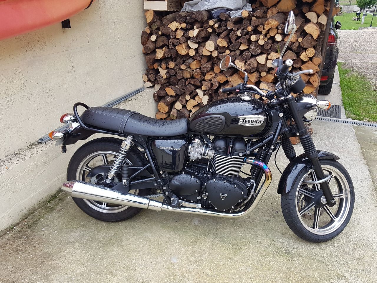 Photo TRIUMPH BONNEVILLE 865