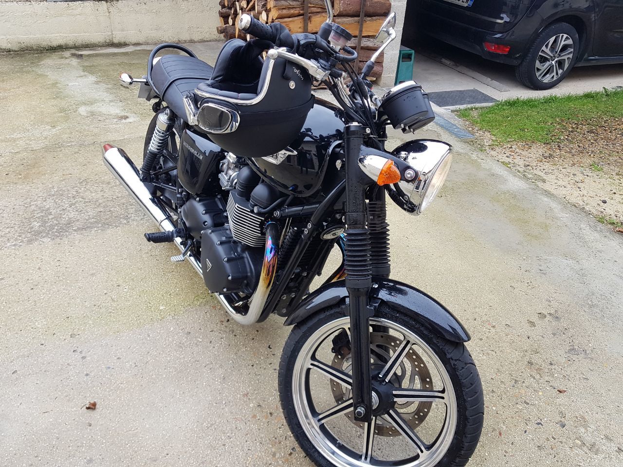 Photo TRIUMPH BONNEVILLE 865