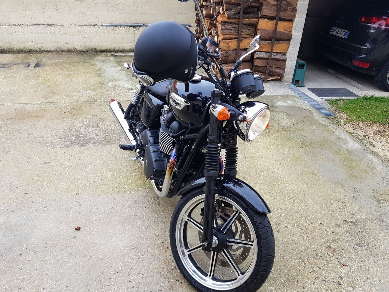 Photo TRIUMPH BONNEVILLE 865