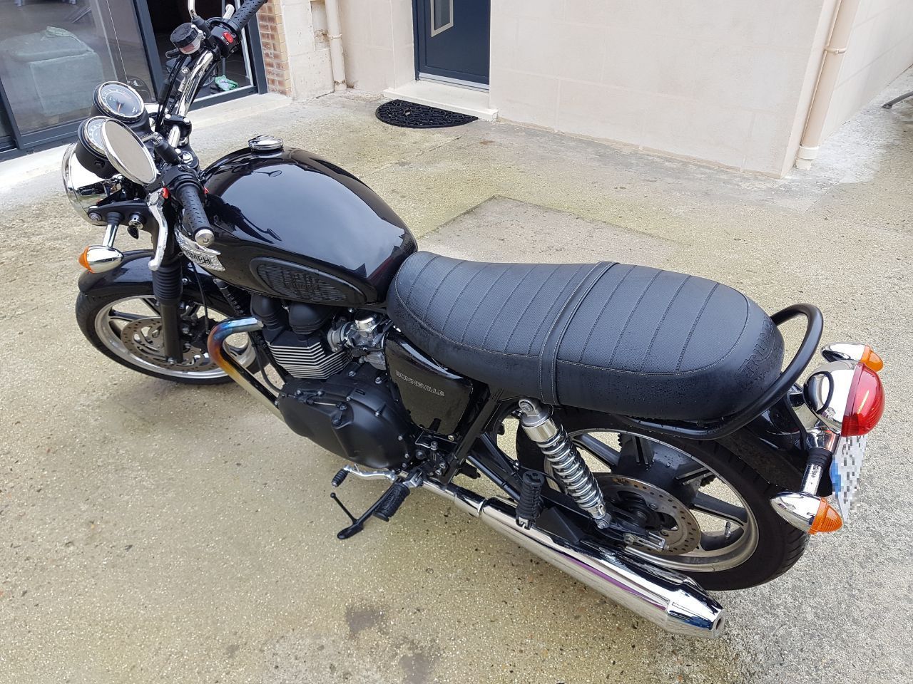 Photo TRIUMPH BONNEVILLE 865