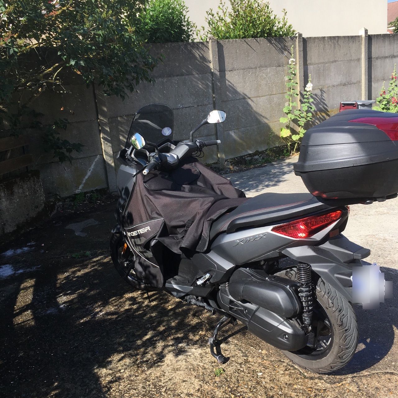 Photo YAMAHA X MAX 125