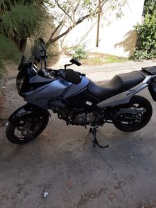 SUZUKI VSTROM 650