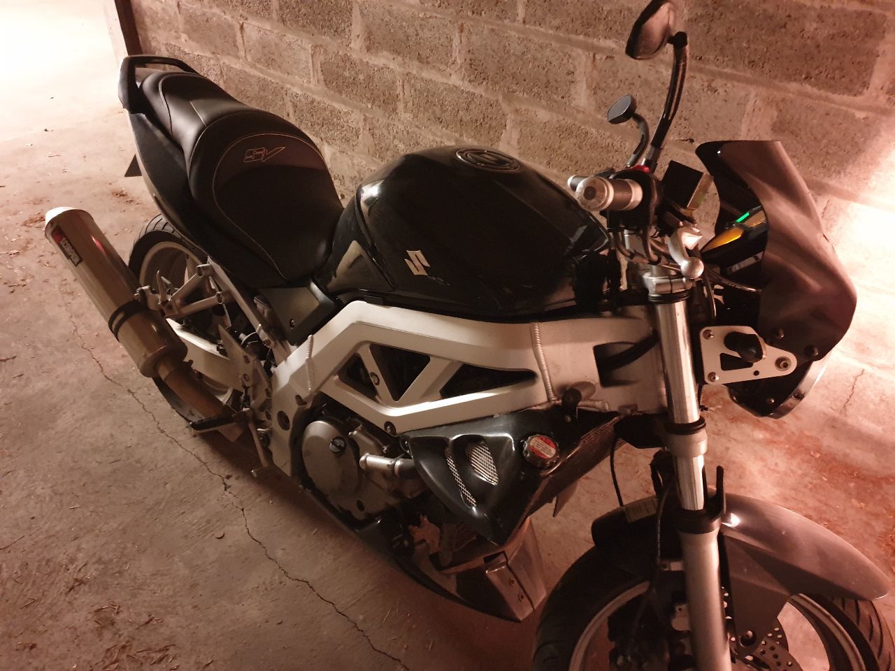 Photo SUZUKI SV 650