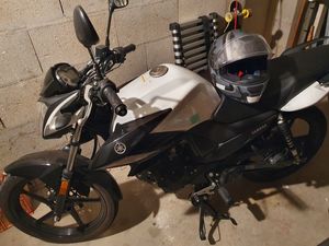 YAMAHA YS 125