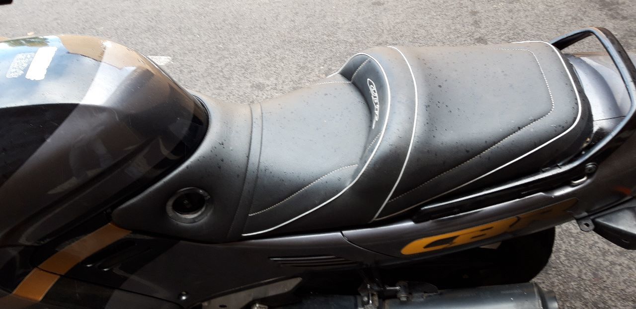 Photo HONDA CBR 1000 F