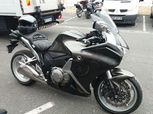 HONDA VFR 1200 F