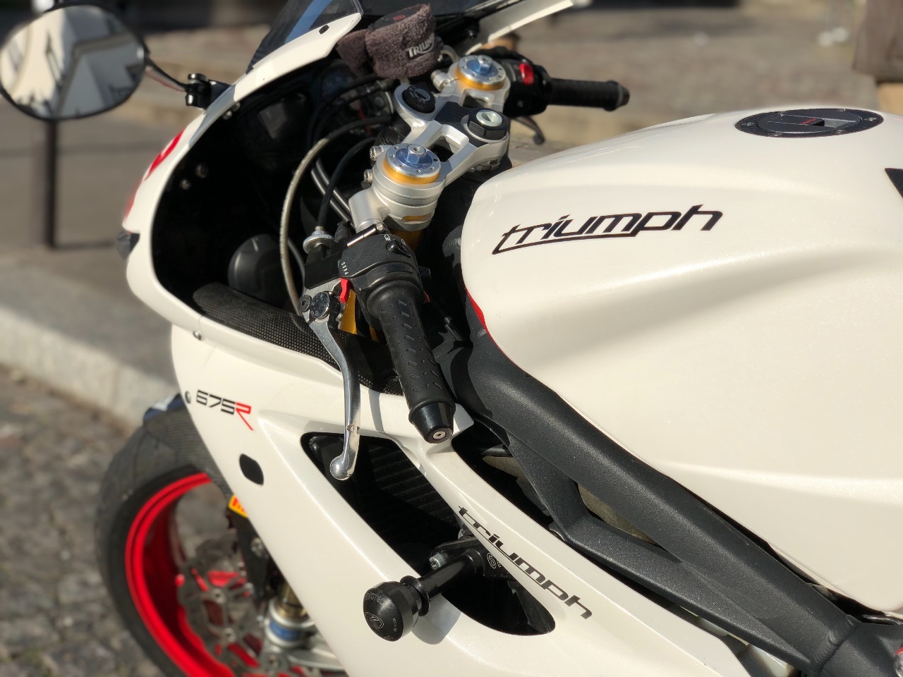 Photo TRIUMPH DAYTONA 675 R