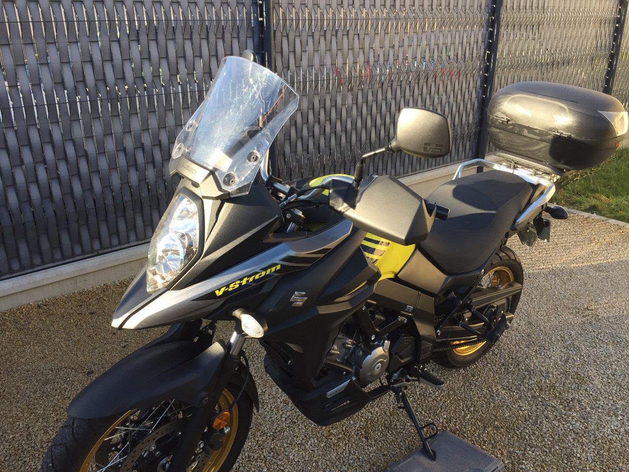 Photo SUZUKI DL 650 U