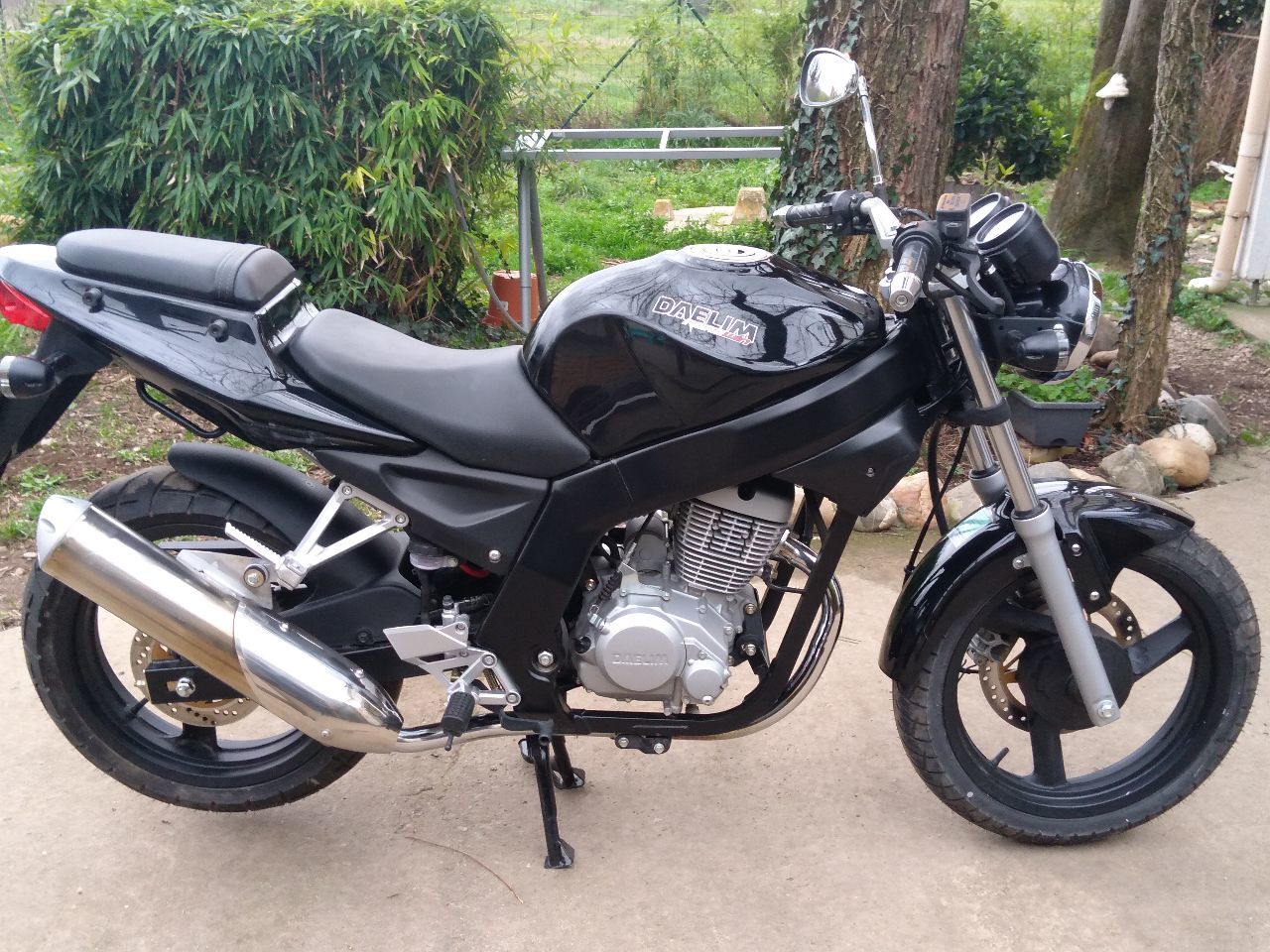 Photo DAELIM 125 ROADWIN