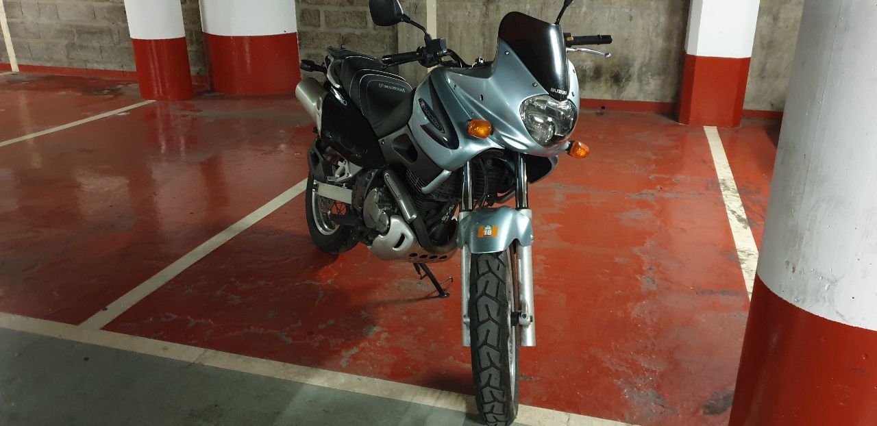 Photo SUZUKI XF 650 FREEWIND