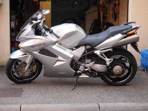 HONDA VFR 800