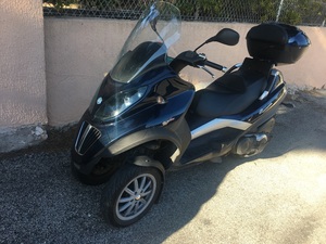 PIAGGIO MP3 400