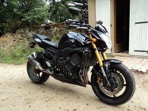 YAMAHA FZ8 800