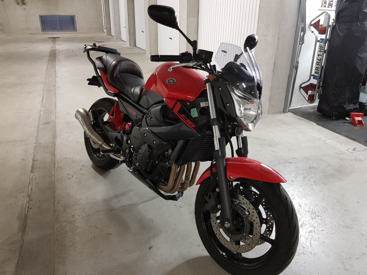 Photo YAMAHA XJ6