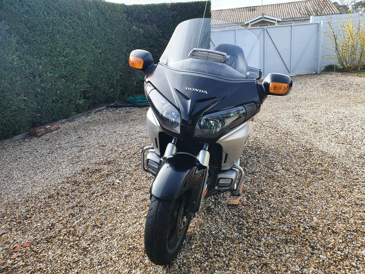 Photo HONDA GL 1800
