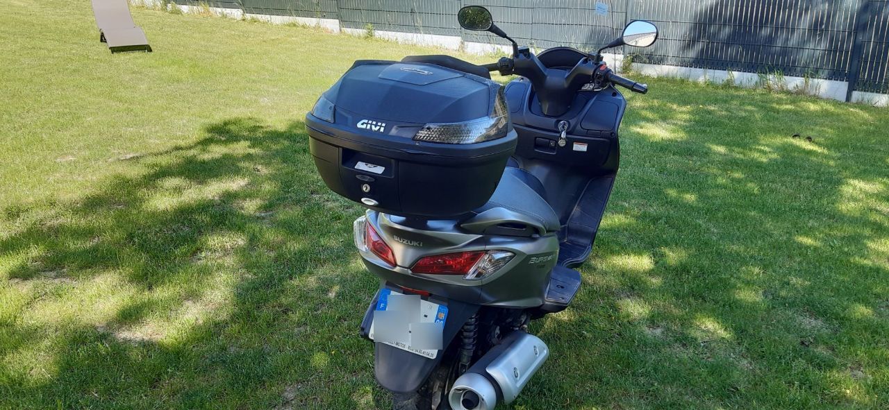 Photo SUZUKI UH 125