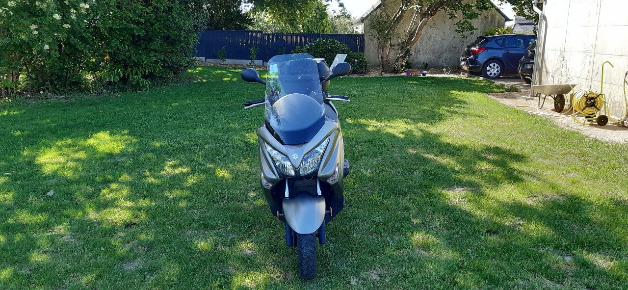 Photo SUZUKI UH 125
