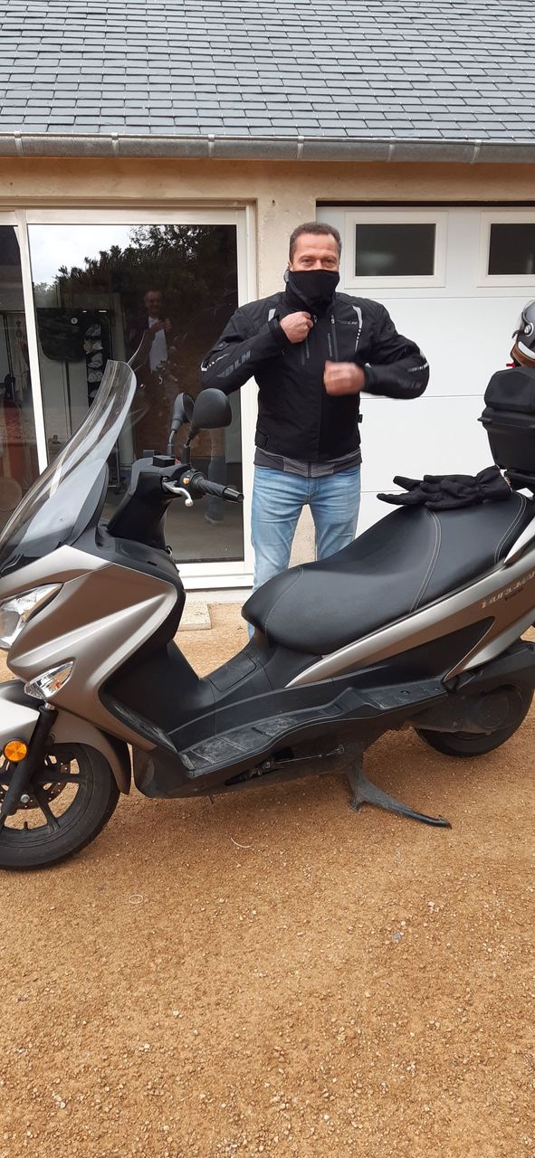 Photo SUZUKI UH 125