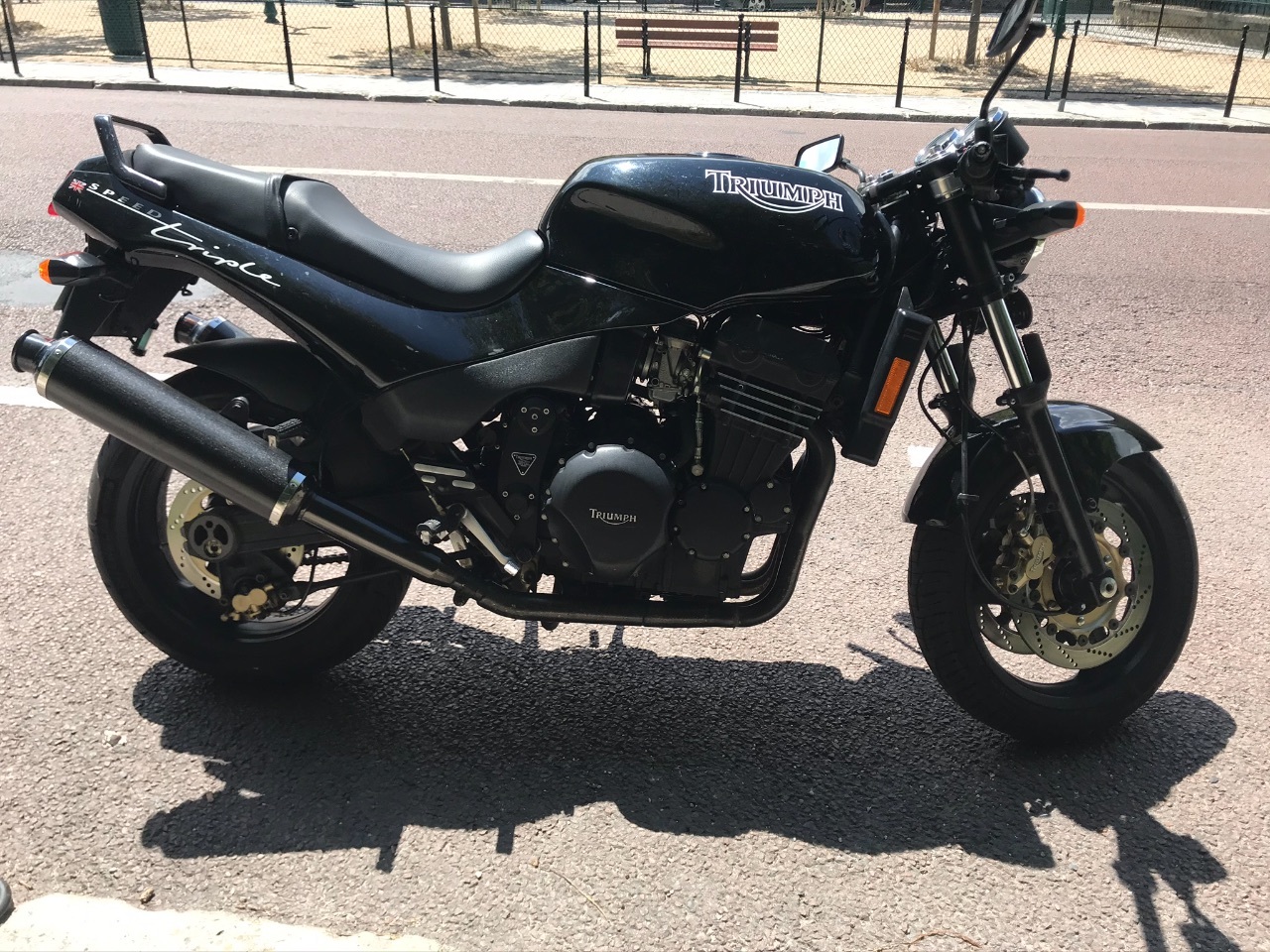 Photo TRIUMPH SPEED TRIPLE