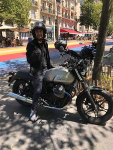 MOTO GUZZI V7II STONE