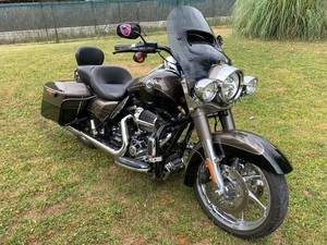 HARLEY DAVIDSON ROAD KING