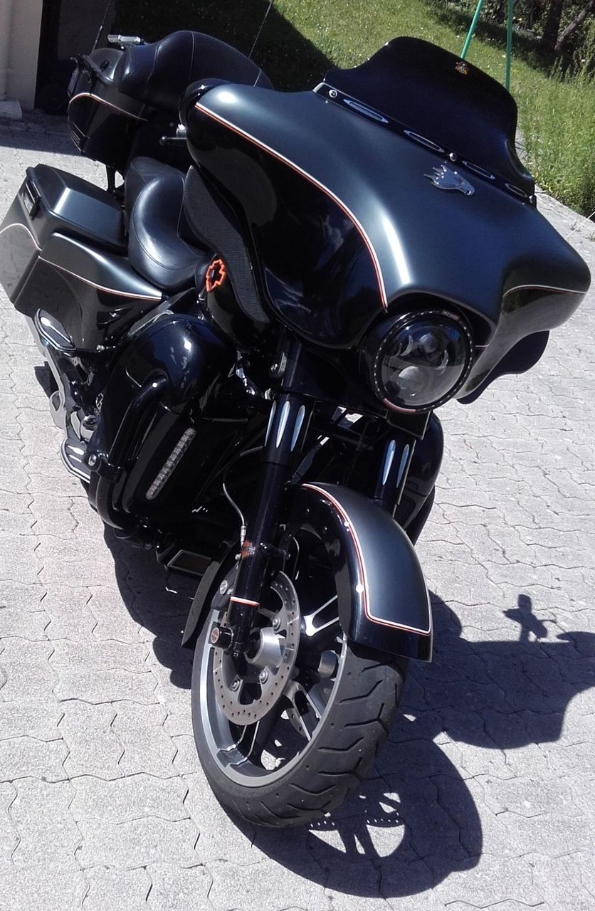 Photo HARLEY DAVIDSON GLIDE