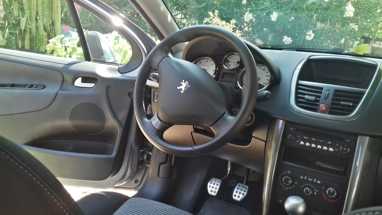 Photo PEUGEOT 207