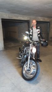 HARLEY DAVIDSON V ROD