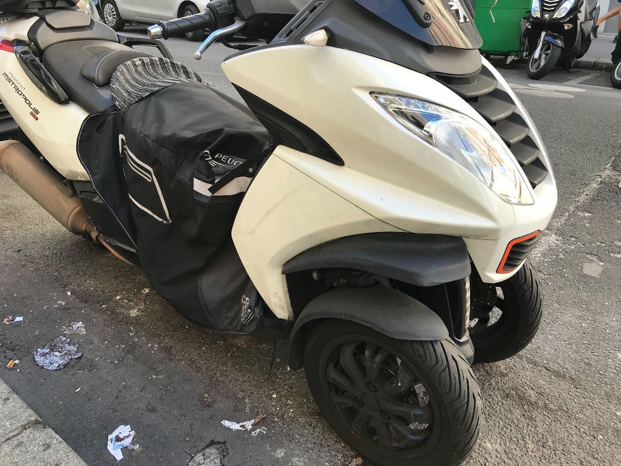 Photo PEUGEOT METROPOLIS