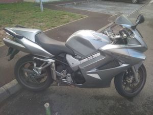 HONDA VFR 800