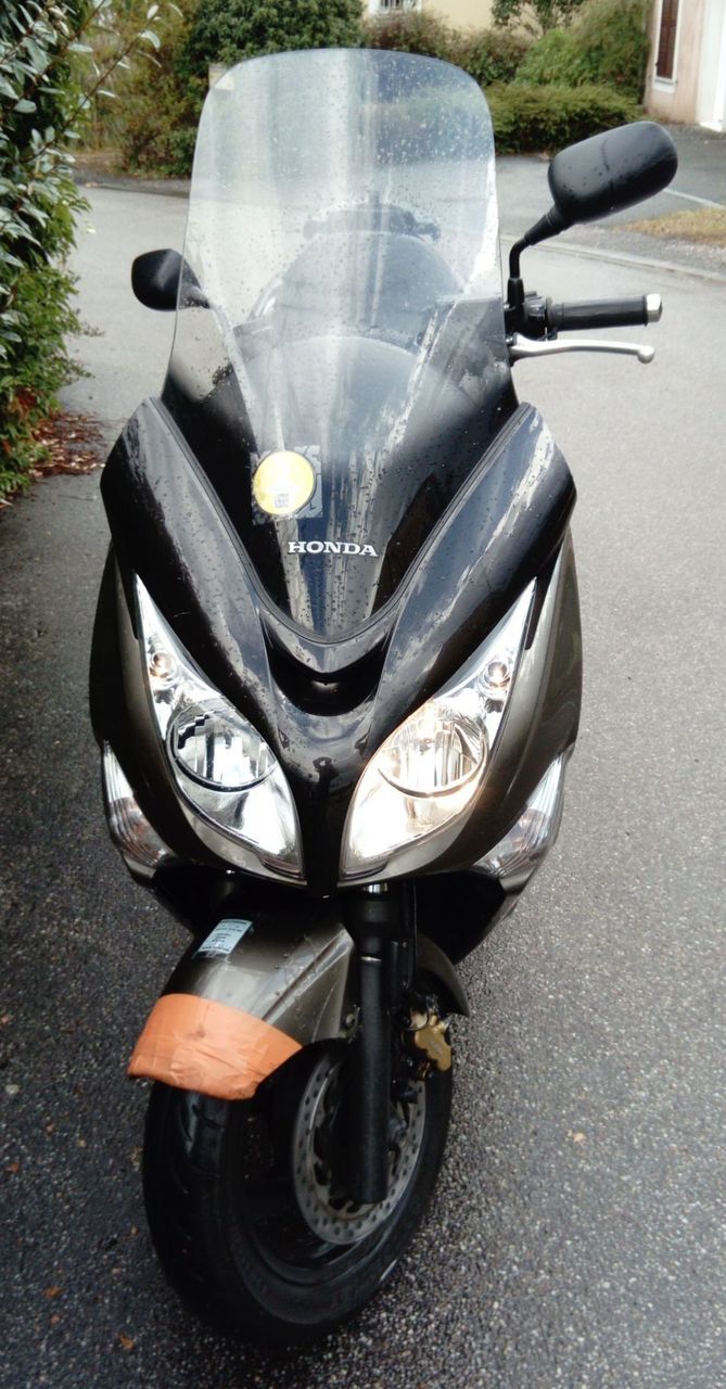 Photo HONDA FJS 600