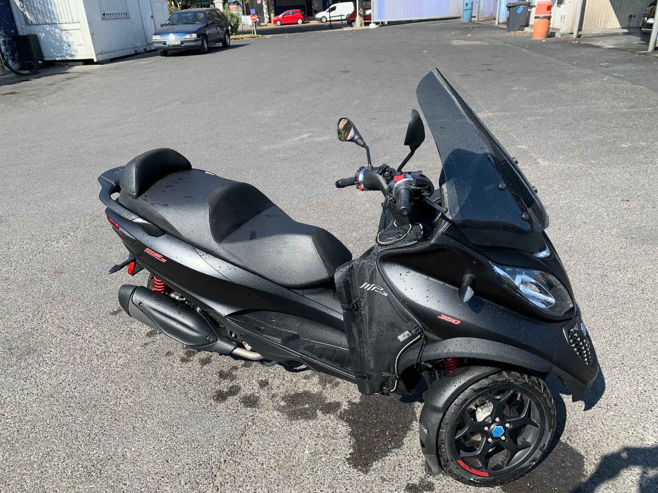 Photo PIAGGIO MP3 350 LT