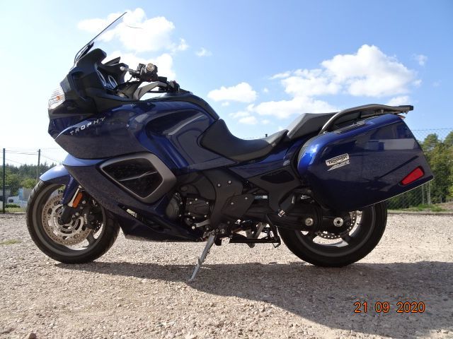 Photo TRIUMPH TROPHY