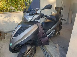 PIAGGIO MP3 300