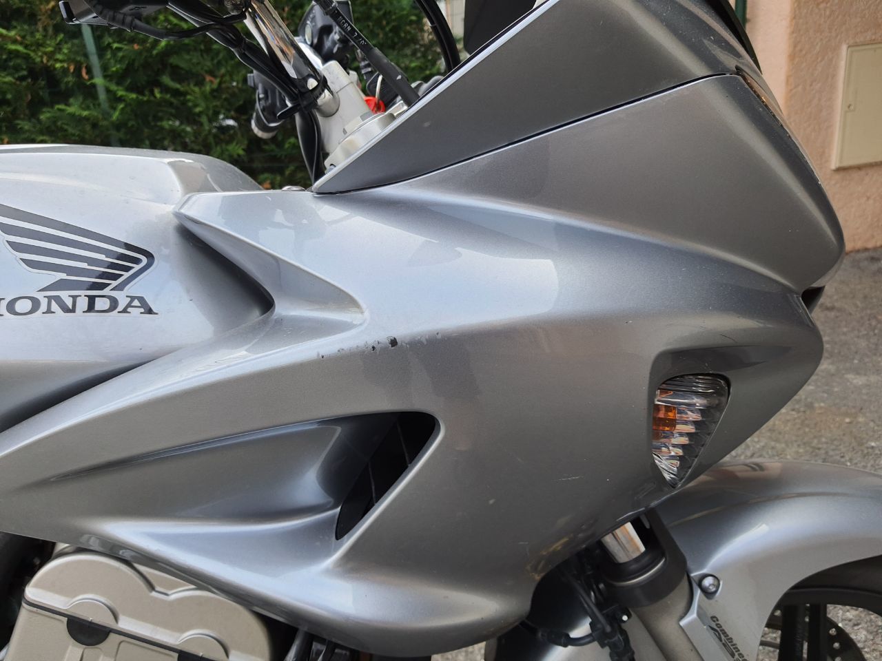 Photo HONDA CBF 1000 F