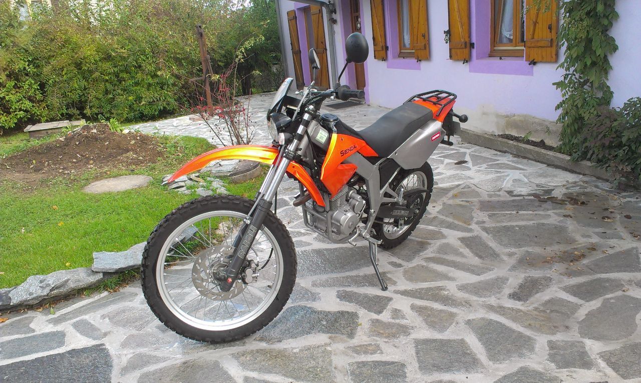 Photo DERBI SENDA R 125