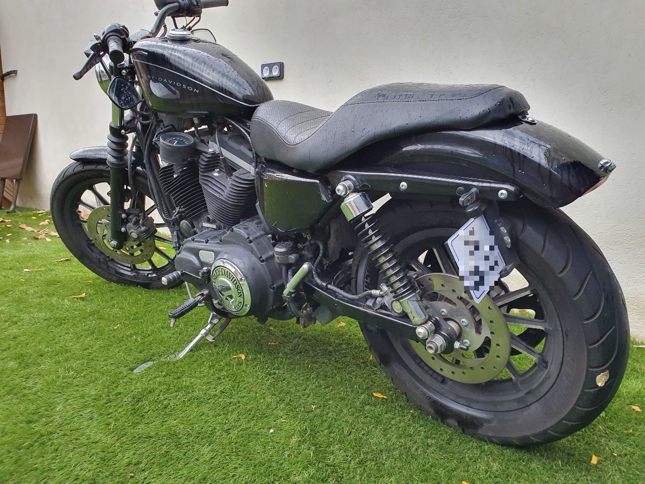 Photo HARLEY DAVIDSON 883