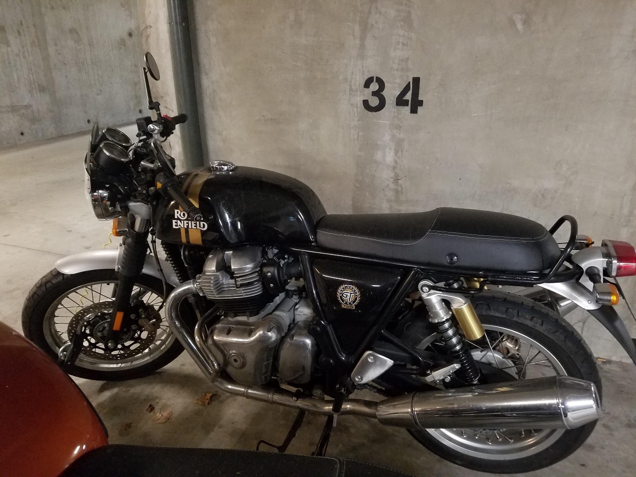 Photo ROYAL ENFIELD 650