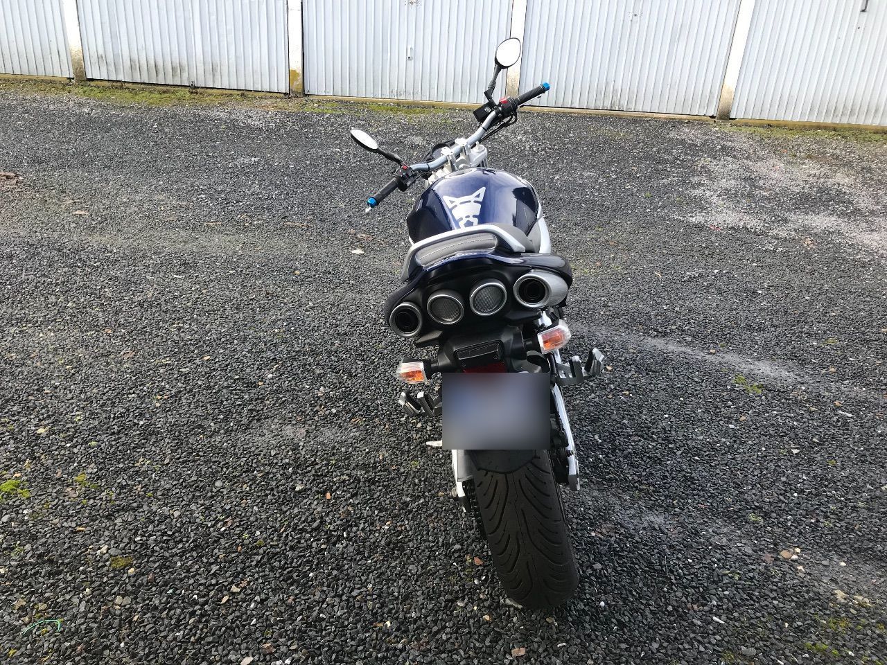 Photo SUZUKI GSR 600 U