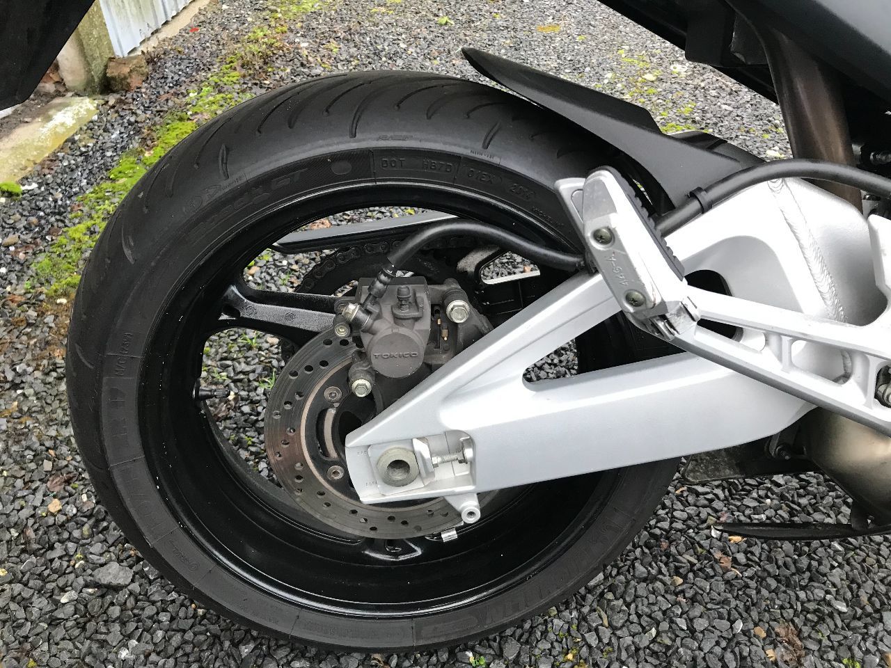 Photo SUZUKI GSR 600 U